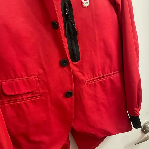 Red Canada Jacket - Picture 4 of 4